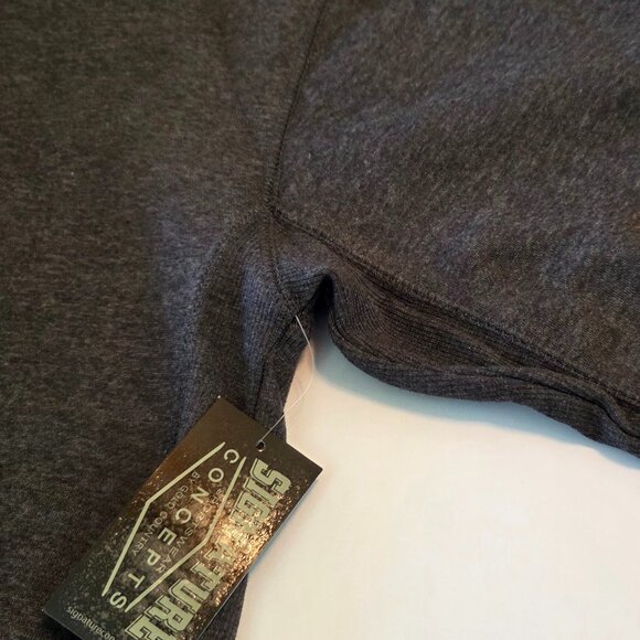 NWT - Signature Concepts Wisconsin Plaid Crew Sweatshirt, 2XL, Charcoal Gray - Picture 10 of 12